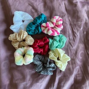 GREAT DEAL: Scrunchies 2 for $5!!